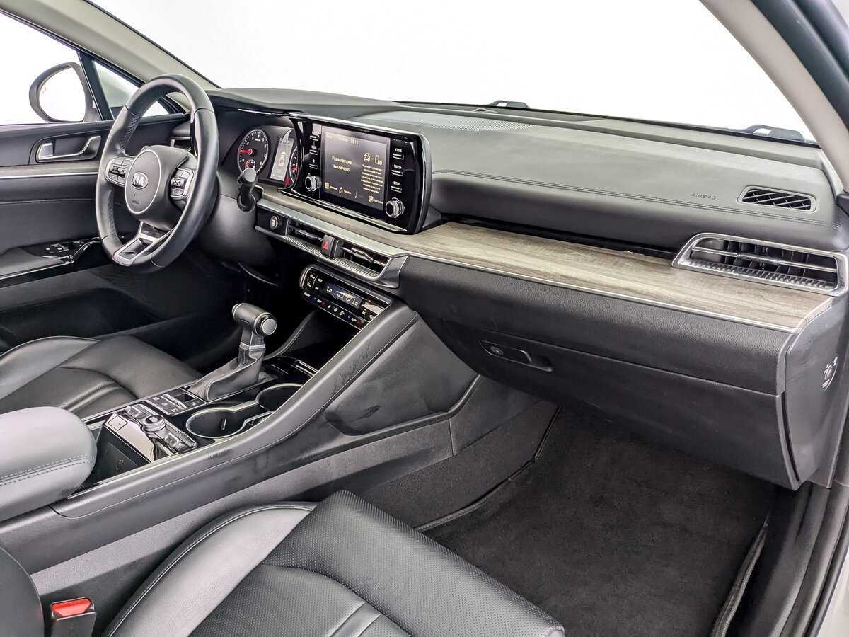 Купить Kia K5 с пробегом. Фото: #8