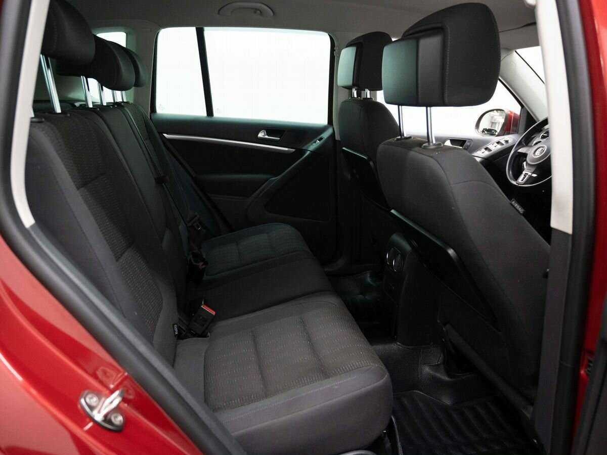 Купить Volkswagen Tiguan с пробегом. Фото: #9