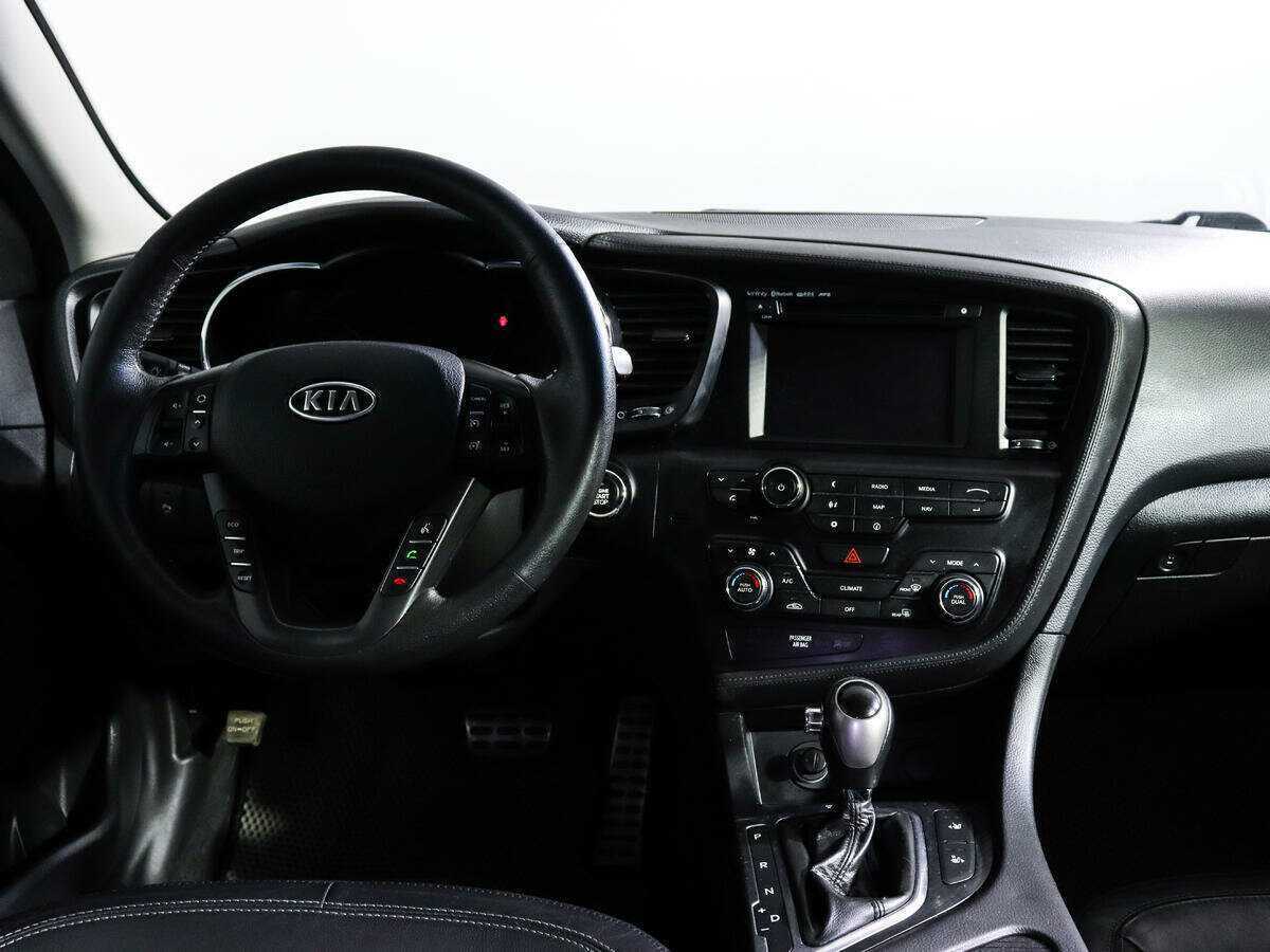 Купить Kia Optima с пробегом. Фото: #9