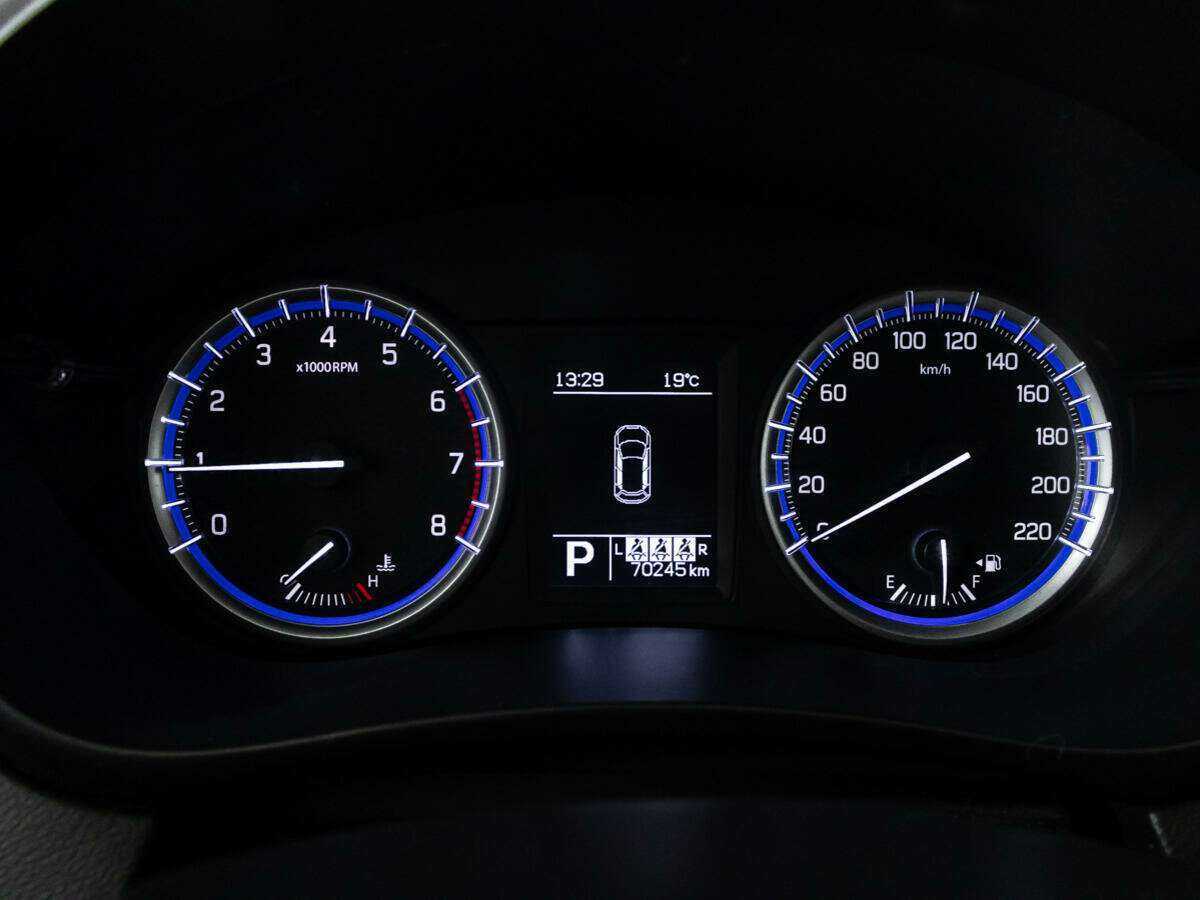 Купить Suzuki SX4 с пробегом. Фото: #11