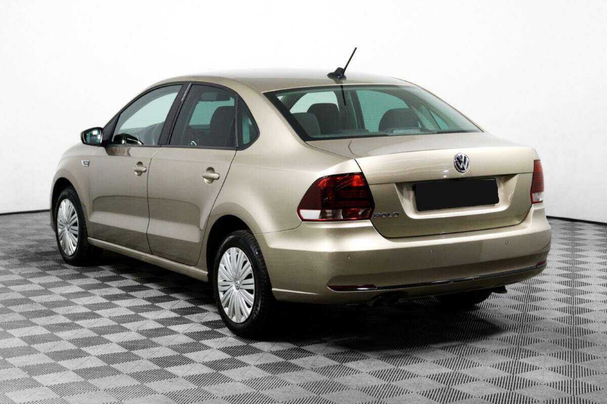 Купить Volkswagen Polo с пробегом. Фото: #6