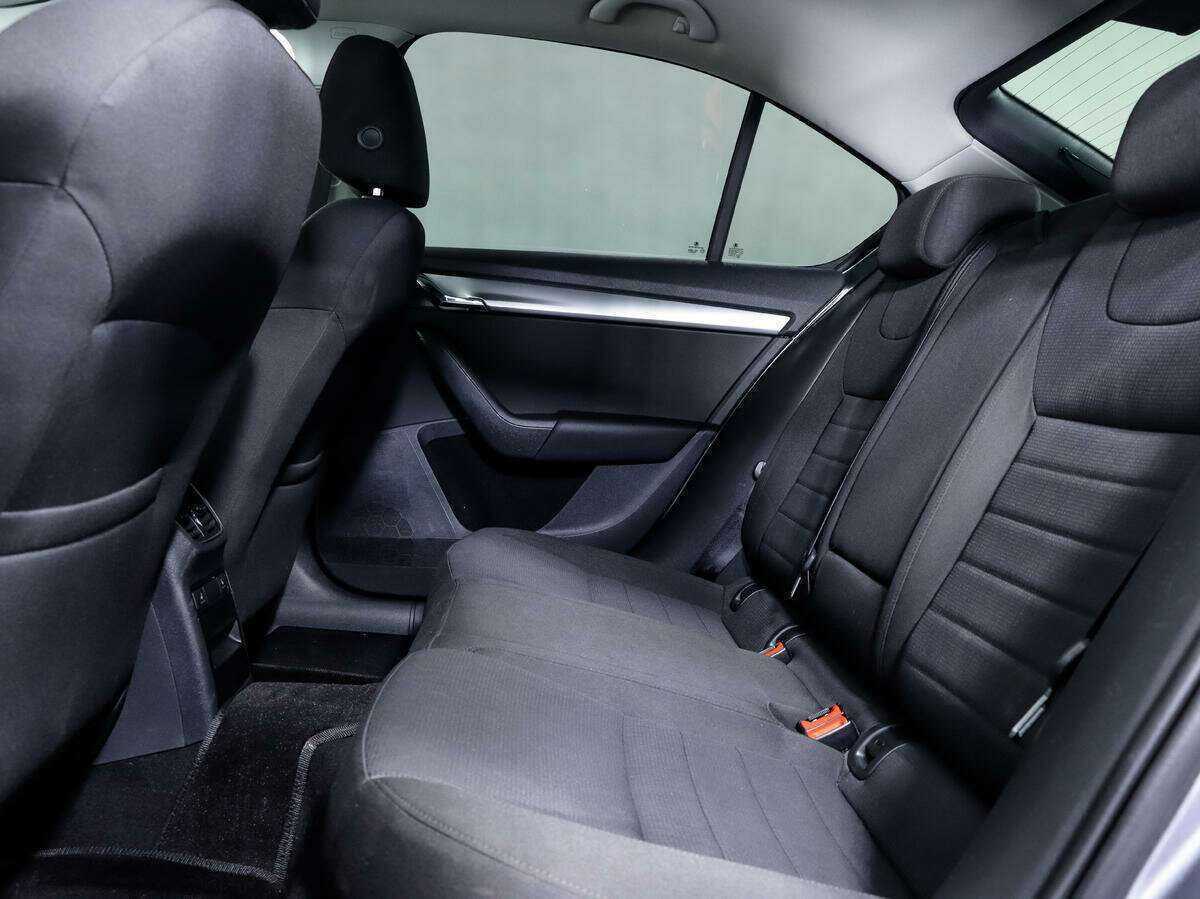 Купить Skoda Octavia с пробегом. Фото: #10