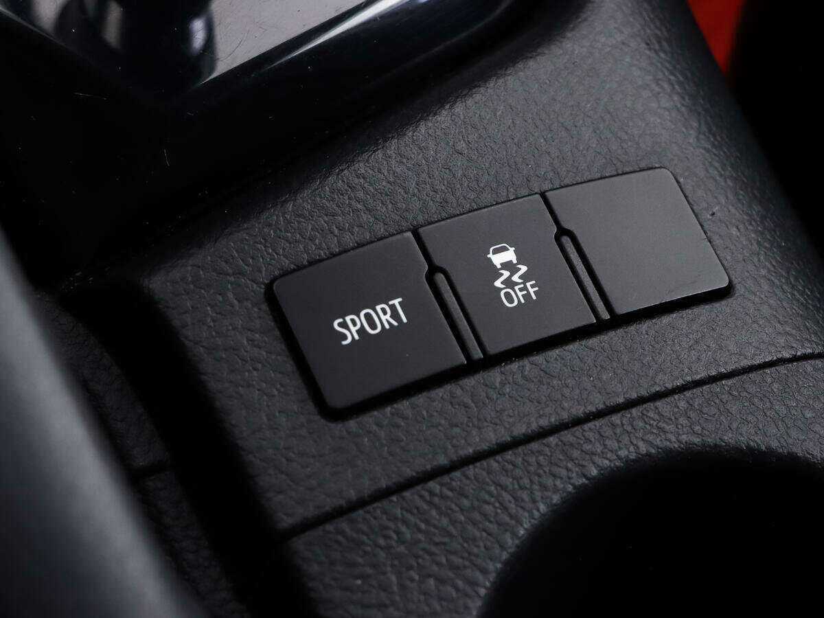 Купить Toyota Corolla с пробегом. Фото: #16