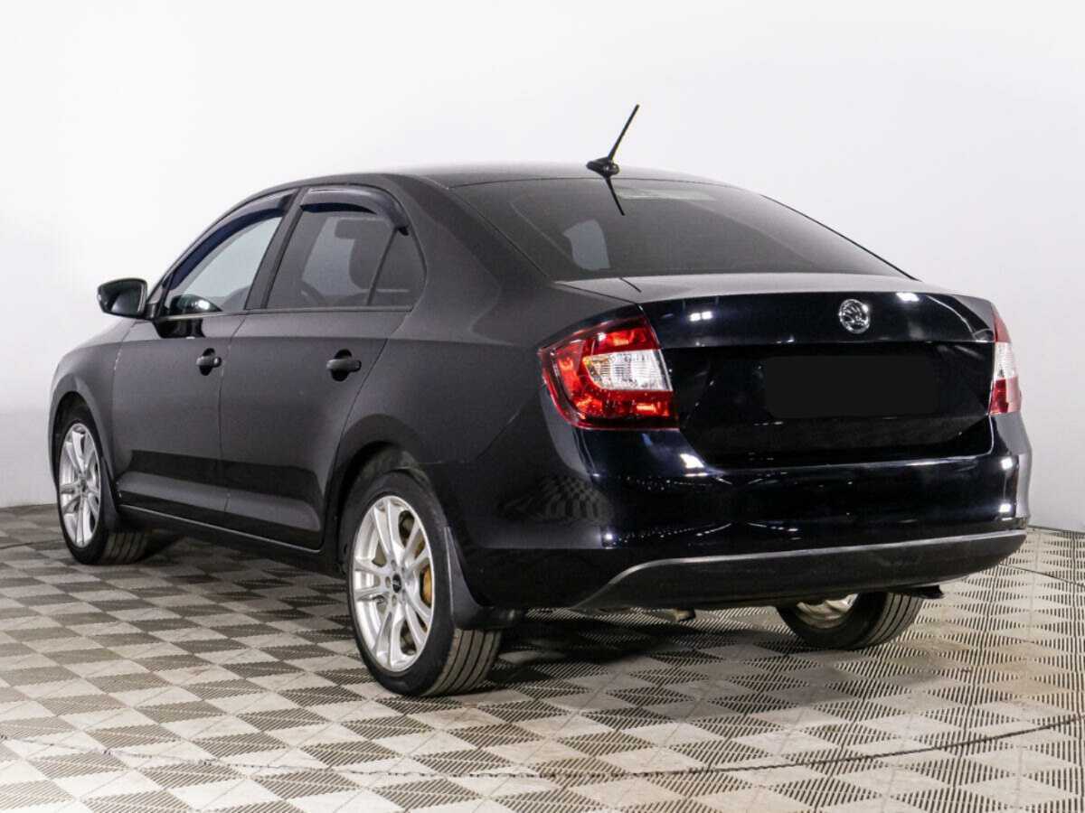 Купить Skoda Rapid с пробегом. Фото: #6