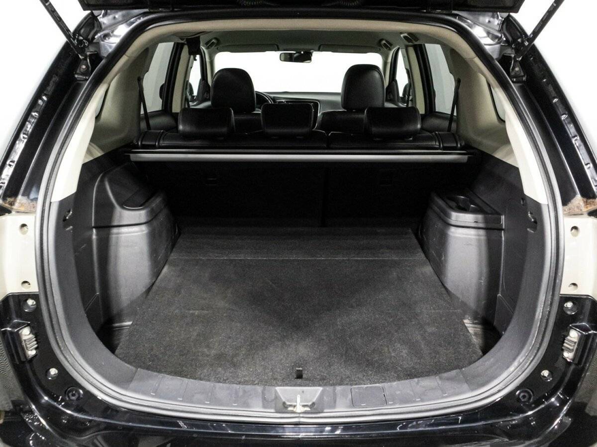 Купить Mitsubishi Outlander с пробегом. Фото: #14
