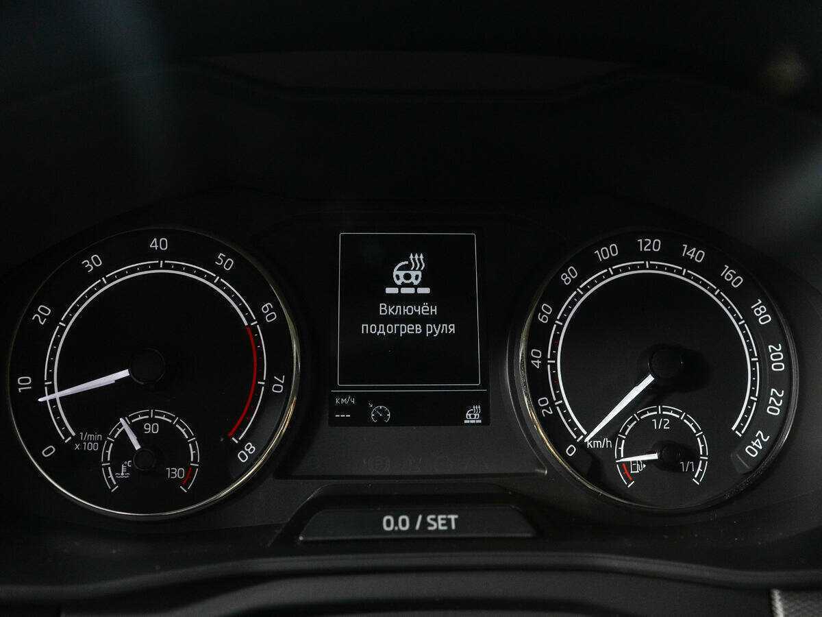 Купить Skoda Rapid с пробегом. Фото: #14