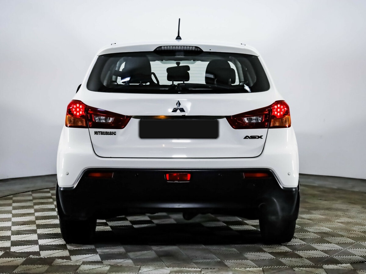 Купить Mitsubishi ASX с пробегом. Фото: #4
