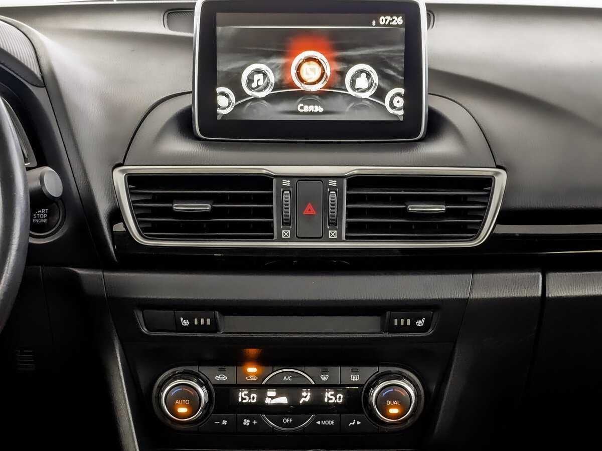 Купить Mazda 3 с пробегом. Фото: #12