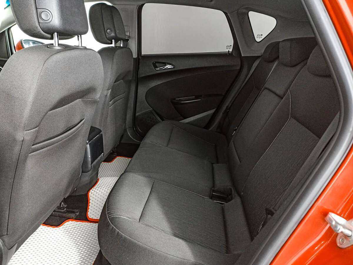 Купить Opel Astra с пробегом. Фото: #8