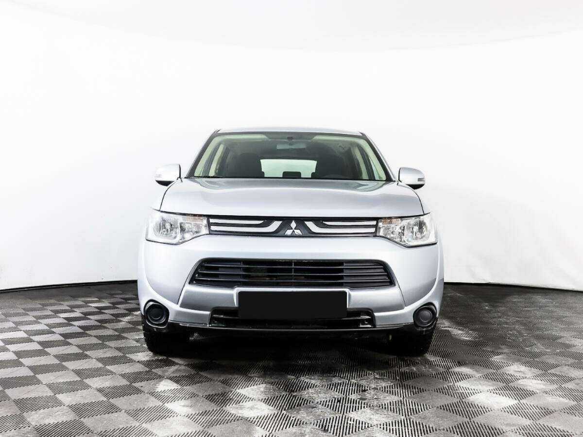 Купить Mitsubishi Outlander с пробегом. Фото: #1