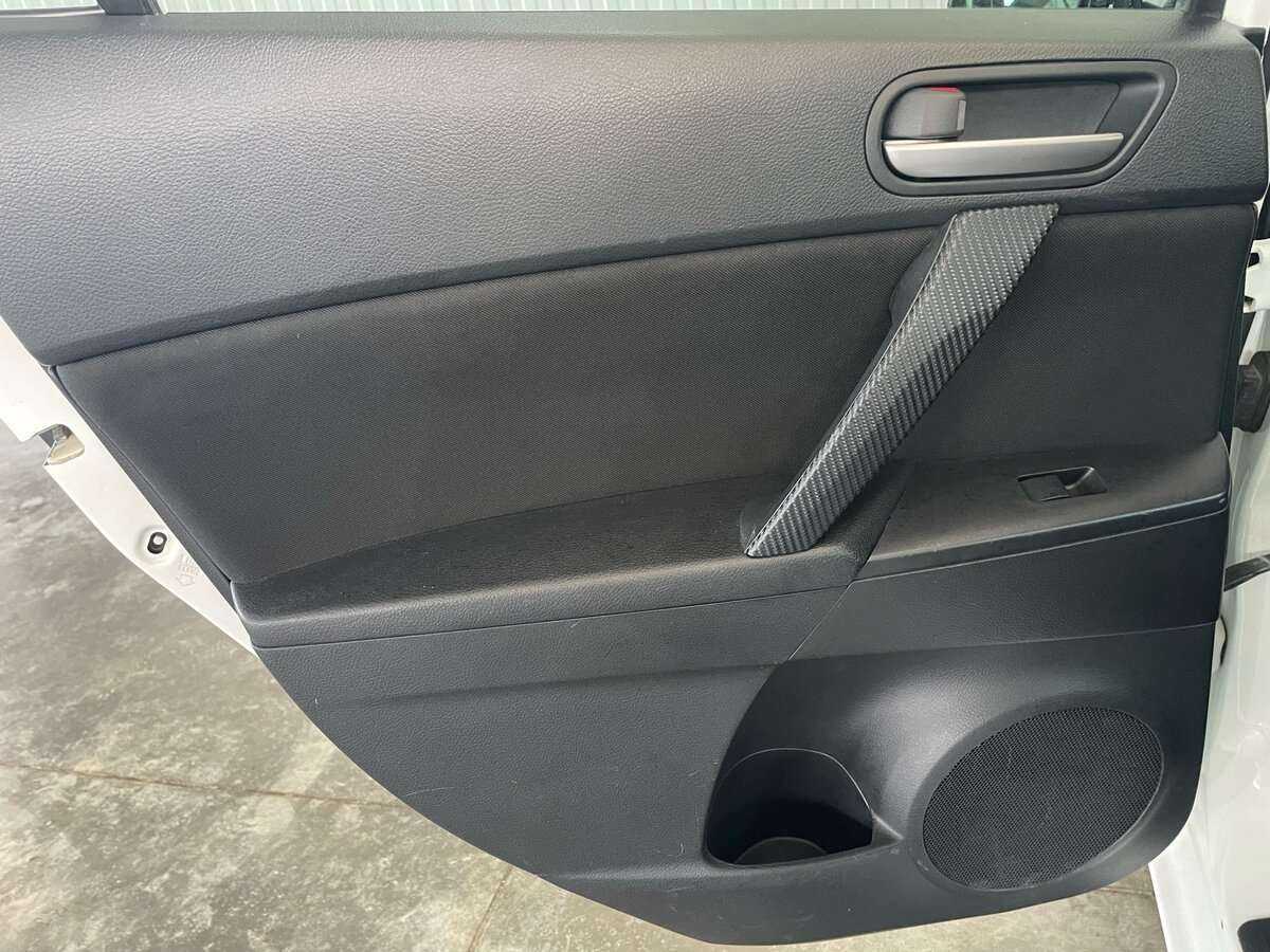 Купить Mazda 3 с пробегом. Фото: #18