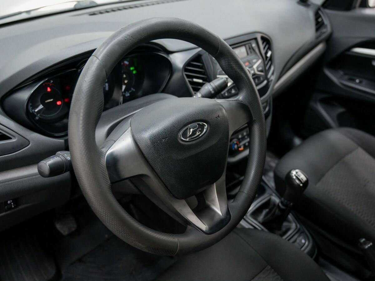 Купить Lada (ВАЗ) Vesta с пробегом. Фото: #16