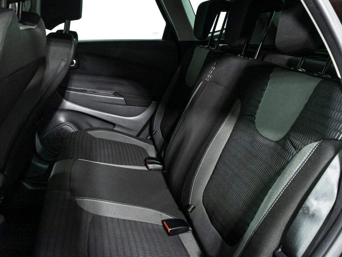 Купить Renault Kaptur с пробегом. Фото: #9