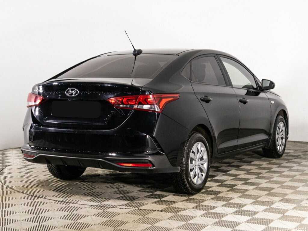 Купить Hyundai Solaris с пробегом. Фото: #4
