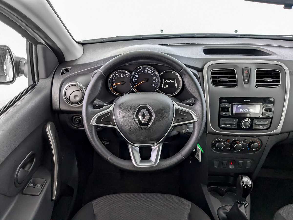 Купить Renault Logan с пробегом. Фото: #16