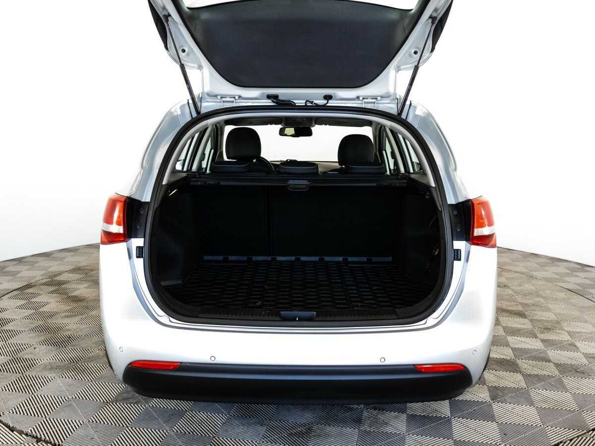 Купить Kia Ceed с пробегом. Фото: #19