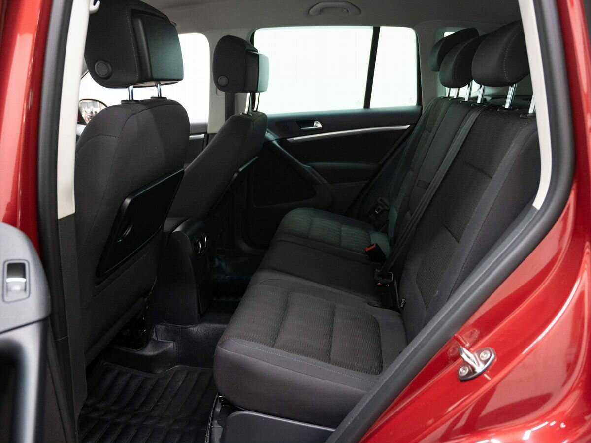Купить Volkswagen Tiguan с пробегом. Фото: #8