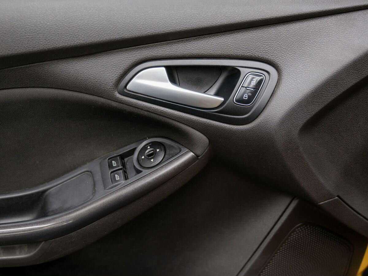 Купить Ford Focus с пробегом. Фото: #13