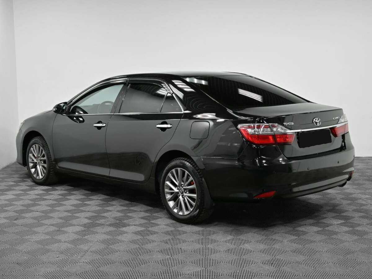 Купить Toyota Camry с пробегом. Фото: #3