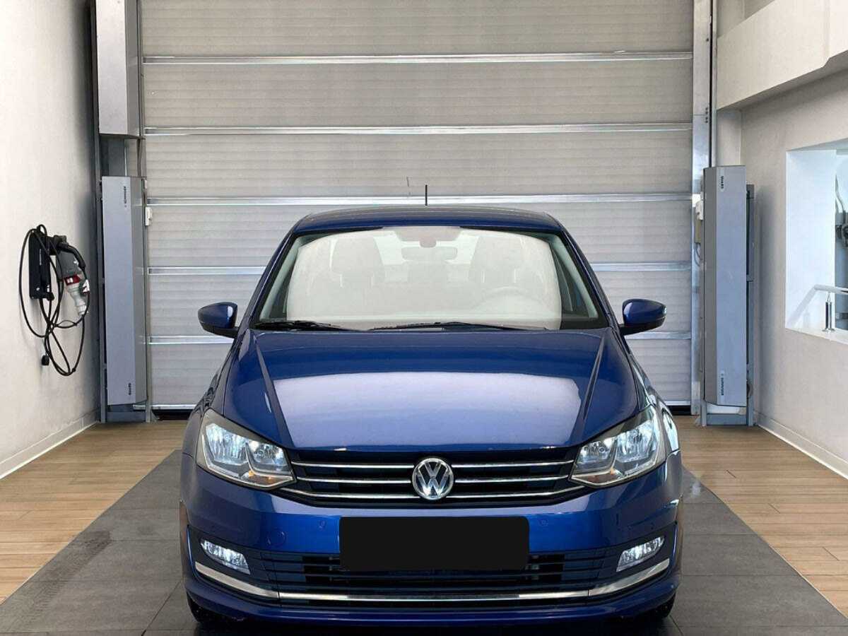 Купить Volkswagen Polo с пробегом. Фото: #1