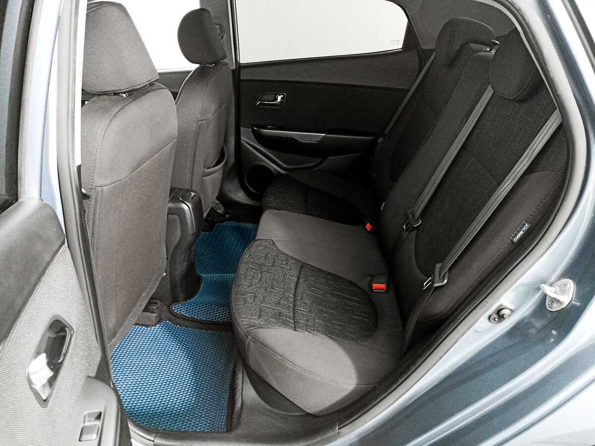 Купить Kia Rio с пробегом. Фото: #7