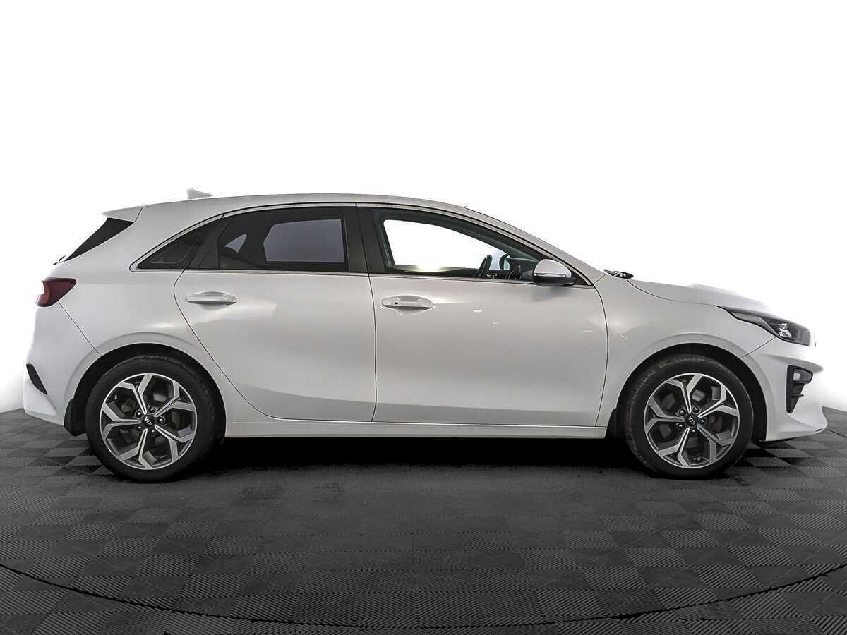 Купить Kia Ceed с пробегом. Фото: #3