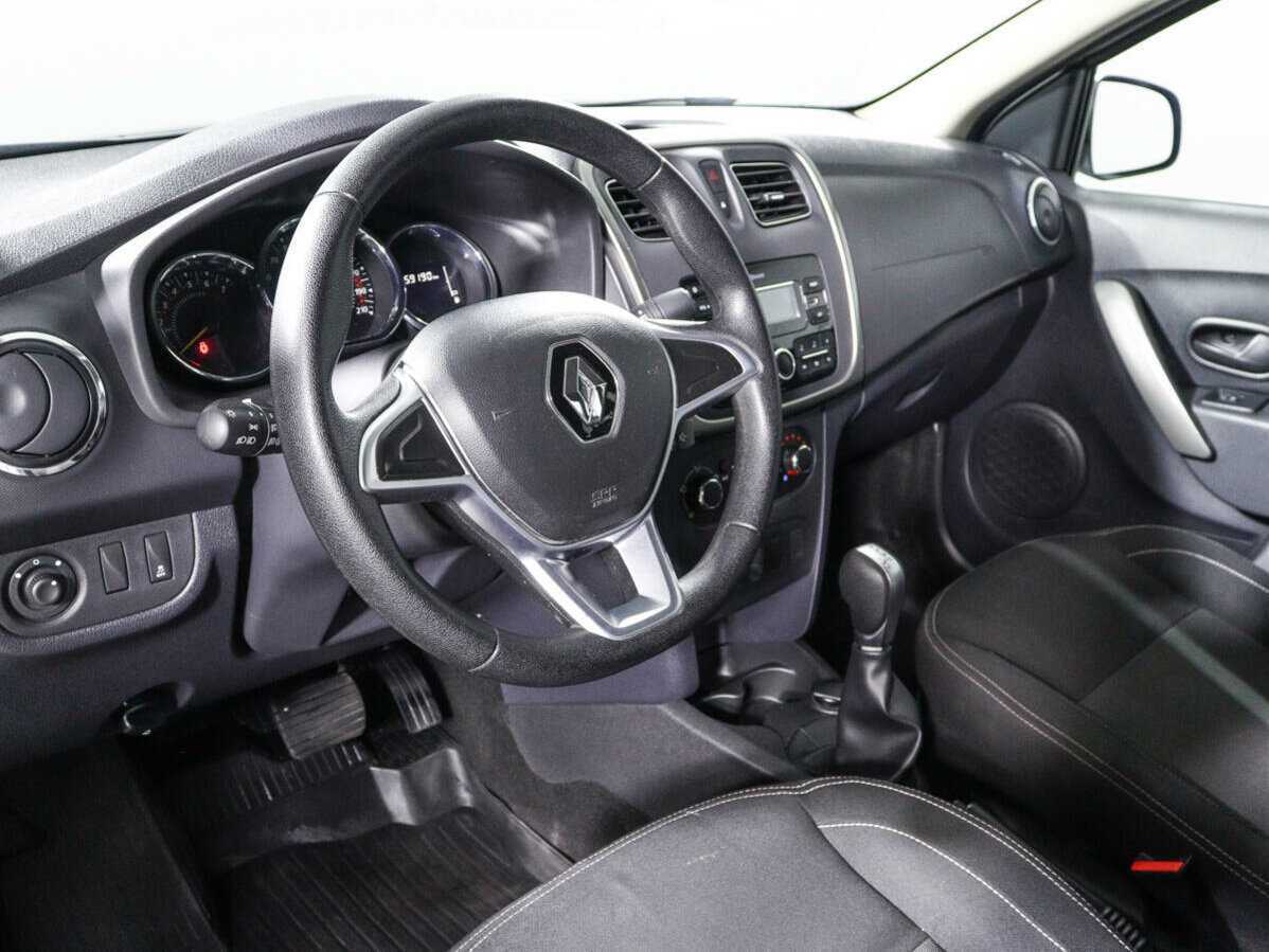 Купить Renault Logan с пробегом. Фото: #9