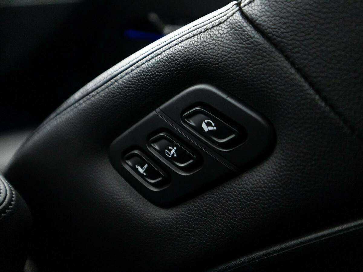 Купить Kia K5 с пробегом. Фото: #26