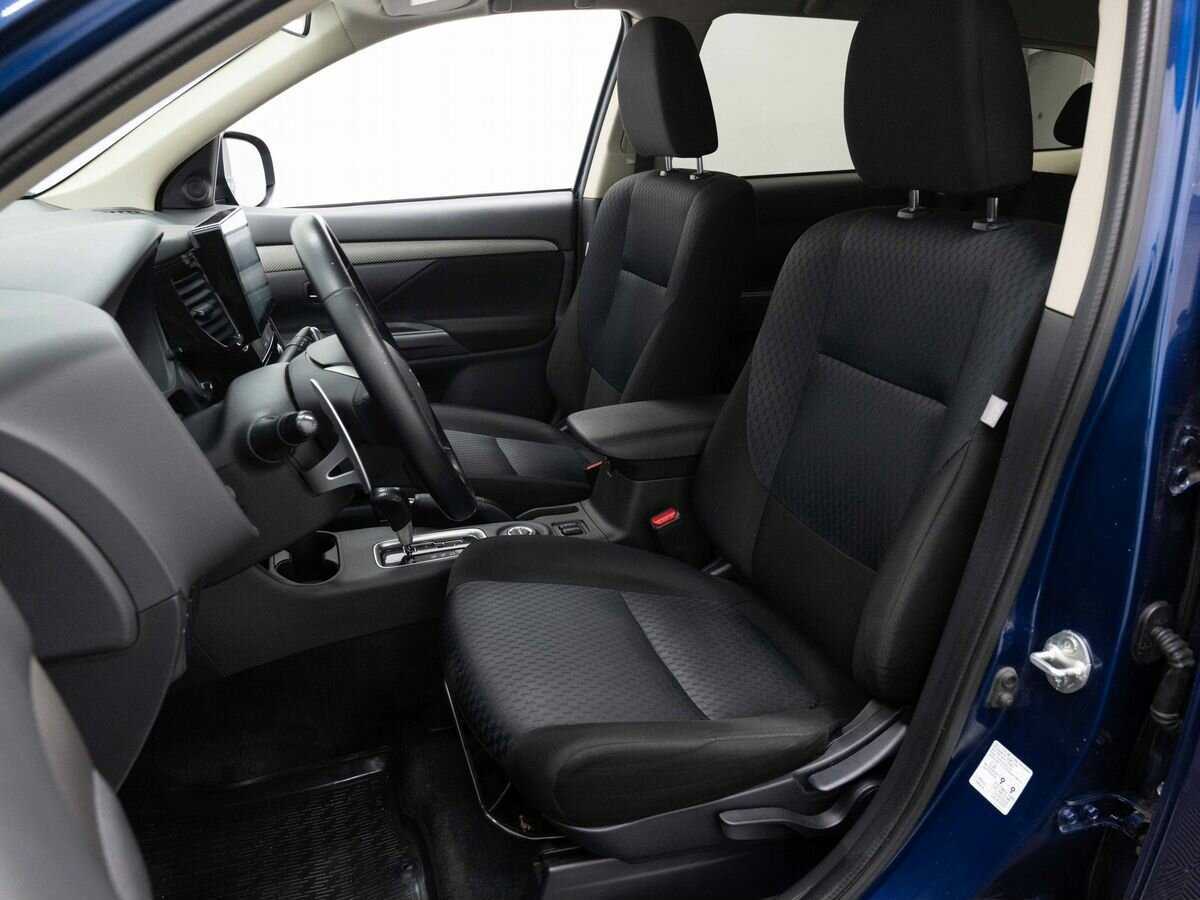 Купить Mitsubishi Outlander с пробегом. Фото: #7