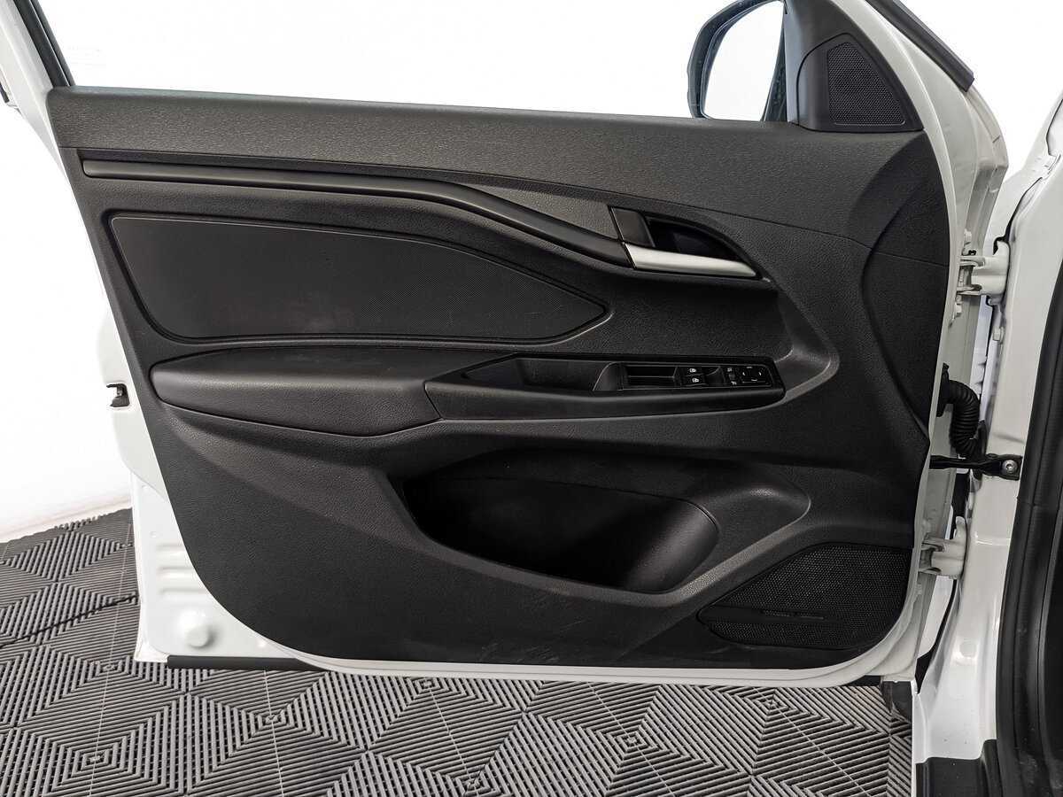 Купить Lada (ВАЗ) Vesta с пробегом. Фото: #14