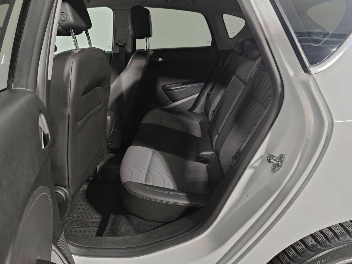 Купить Opel Astra с пробегом. Фото: #12