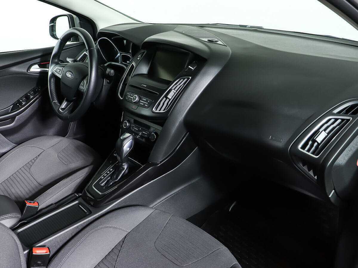 Купить Ford Focus с пробегом. Фото: #7