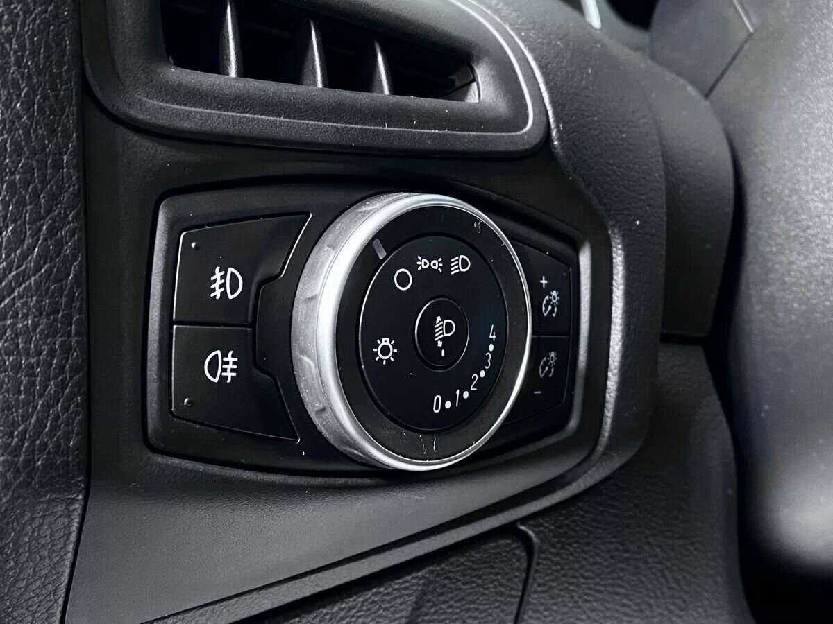 Купить Ford Focus с пробегом. Фото: #14