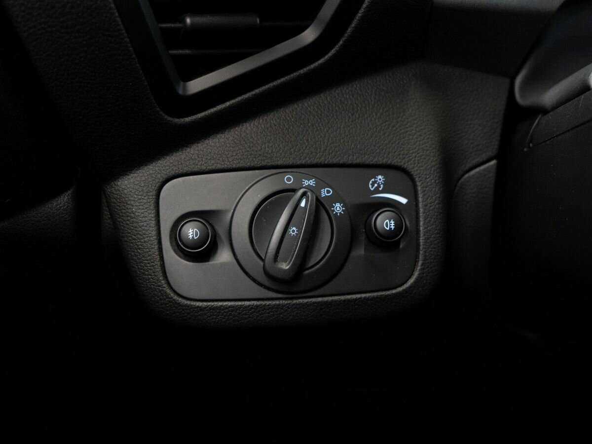 Купить Ford Kuga с пробегом. Фото: #17