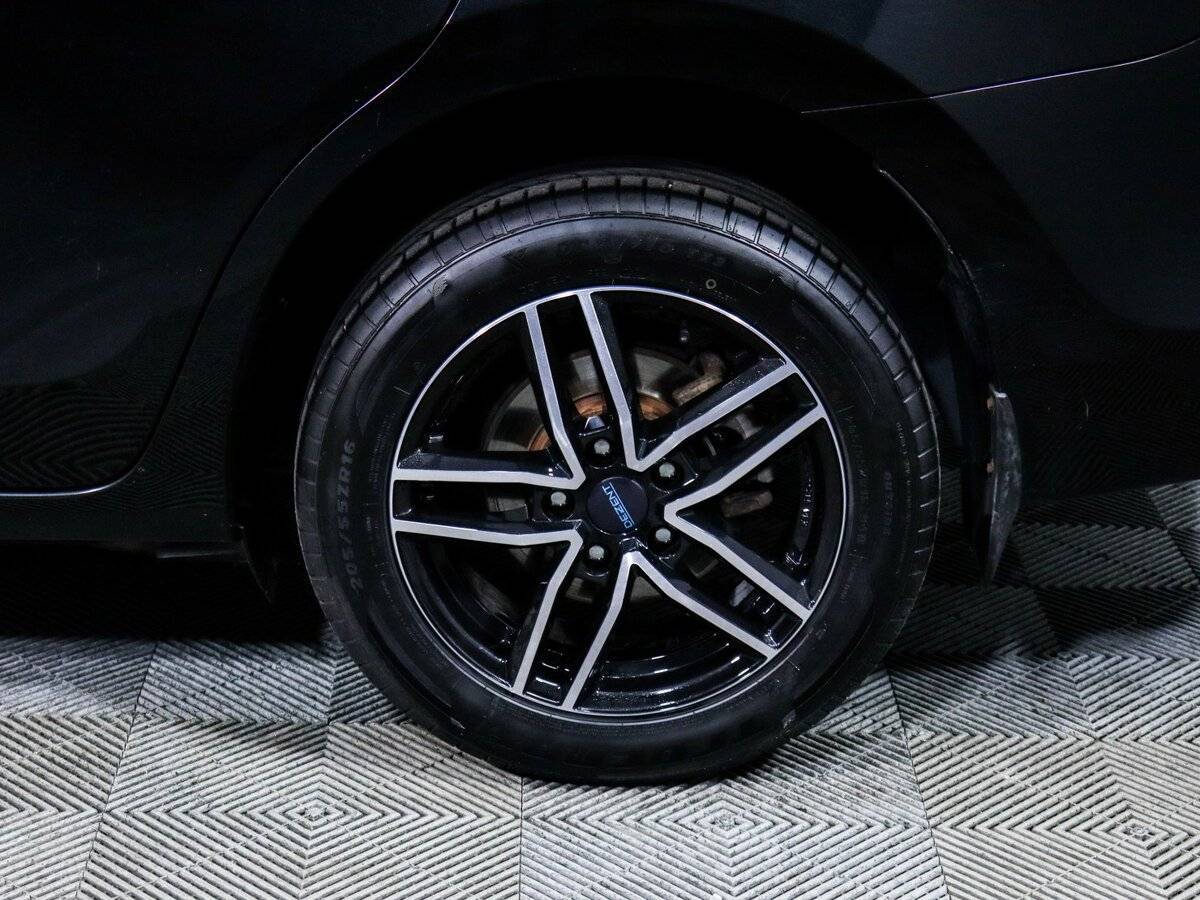 Купить Toyota Corolla с пробегом. Фото: #11