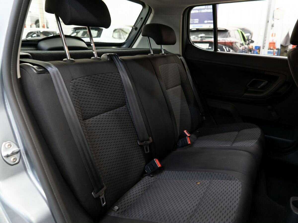 Купить Skoda Fabia с пробегом. Фото: #7