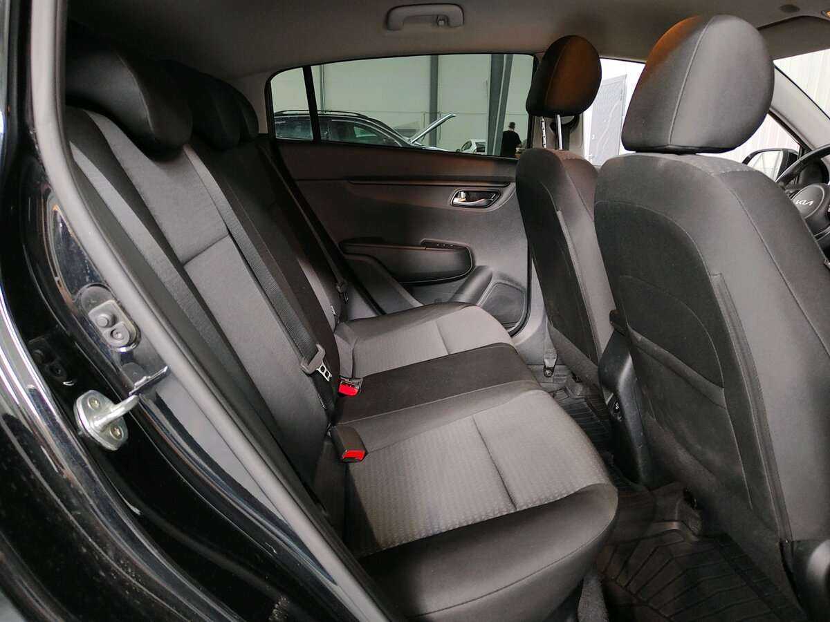Купить Kia Rio с пробегом. Фото: #16