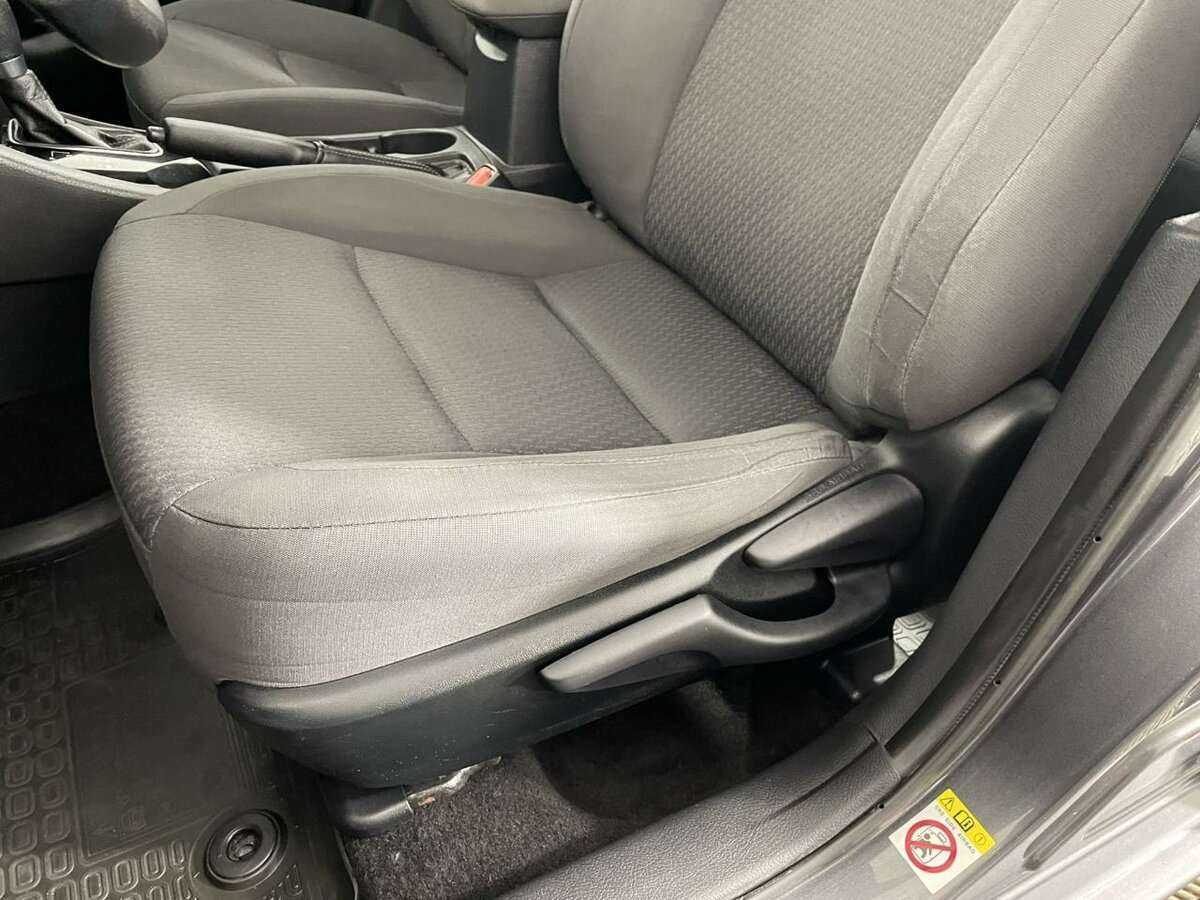 Купить Toyota Corolla с пробегом. Фото: #9