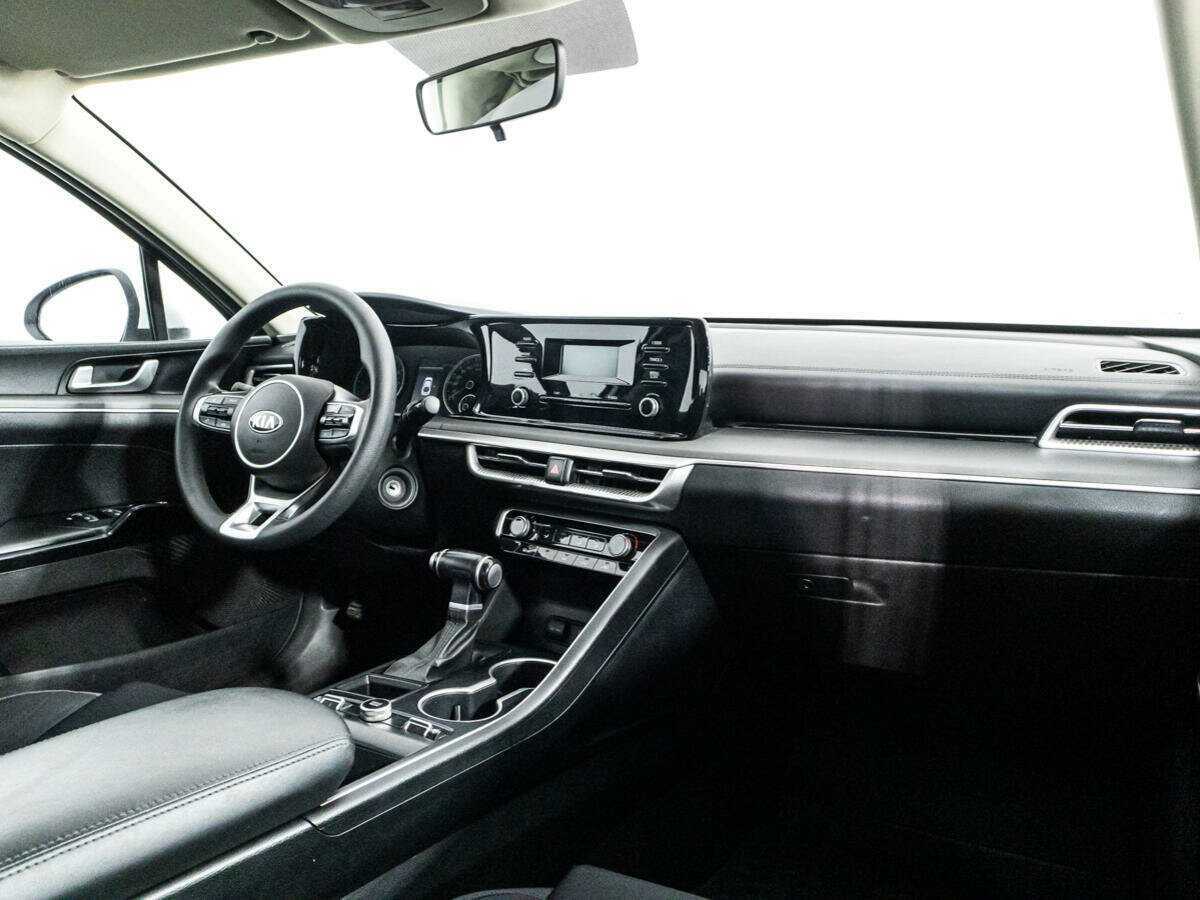 Купить Kia K5 с пробегом. Фото: #8