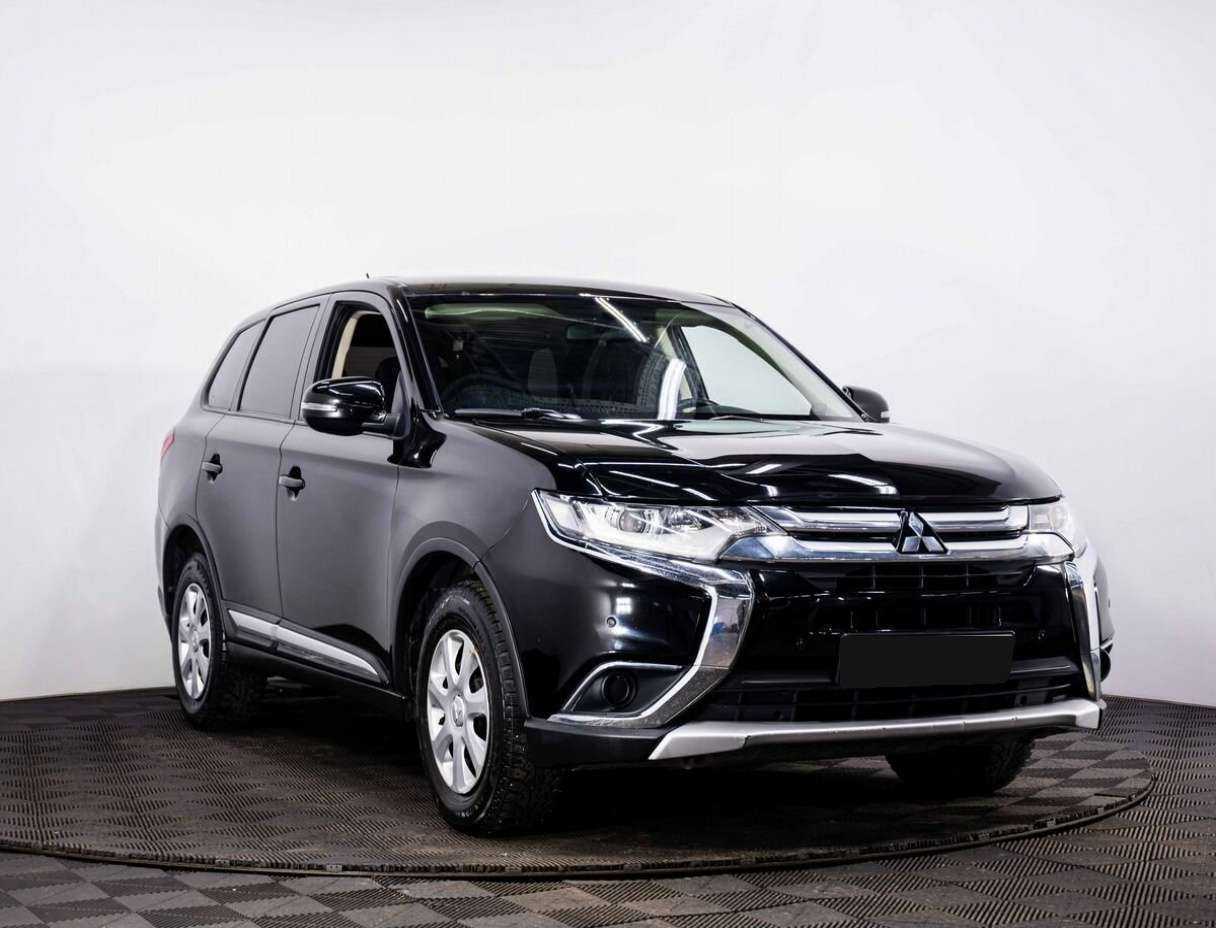 Купить Mitsubishi Outlander с пробегом. Фото: #2