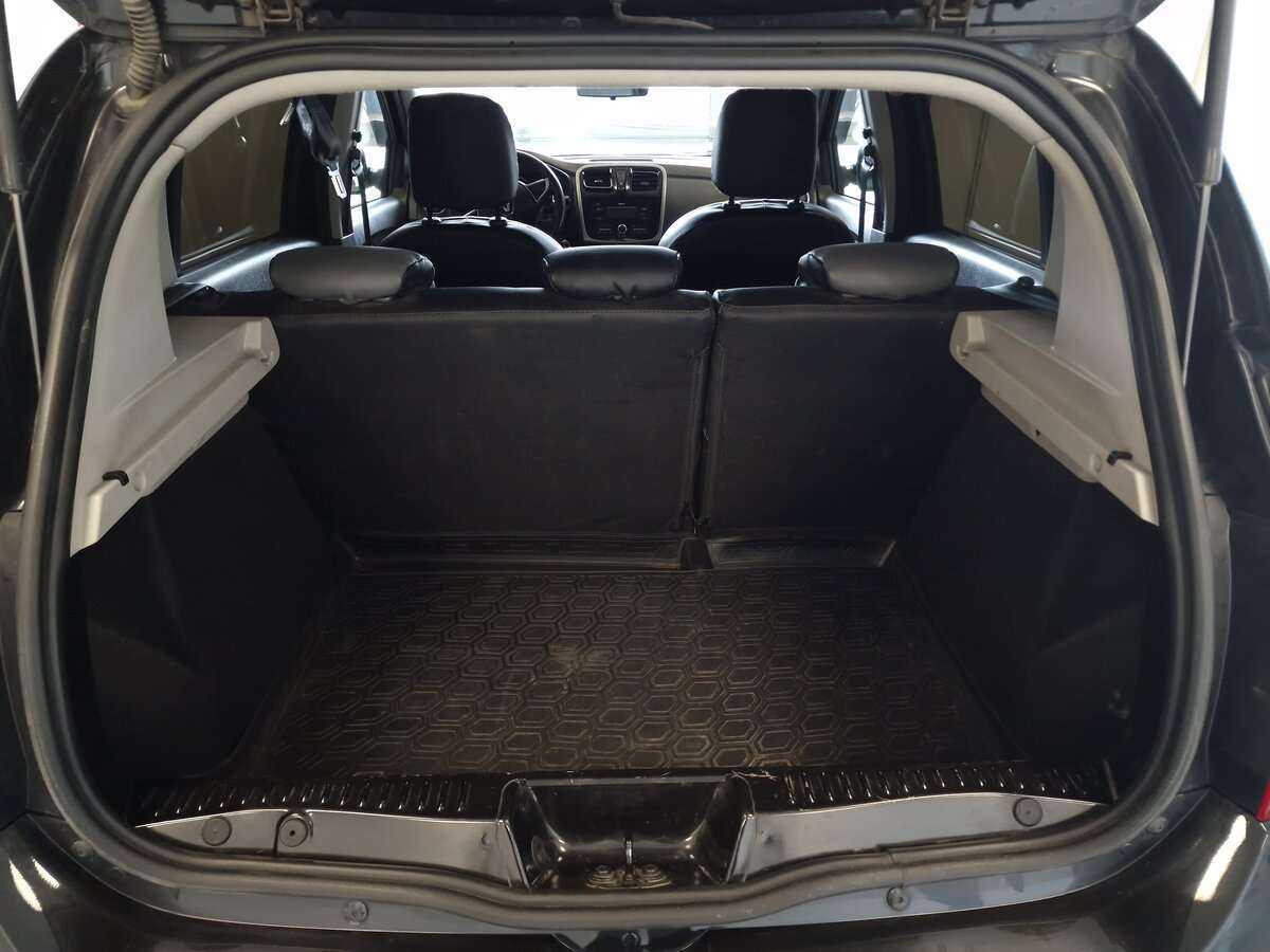 Купить Renault Sandero с пробегом. Фото: #5