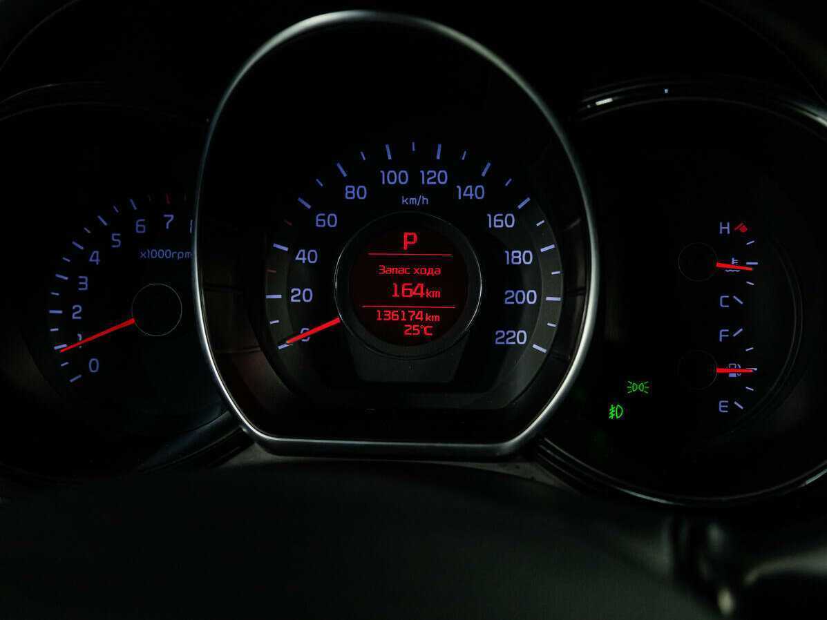 Купить Kia Rio с пробегом. Фото: #9