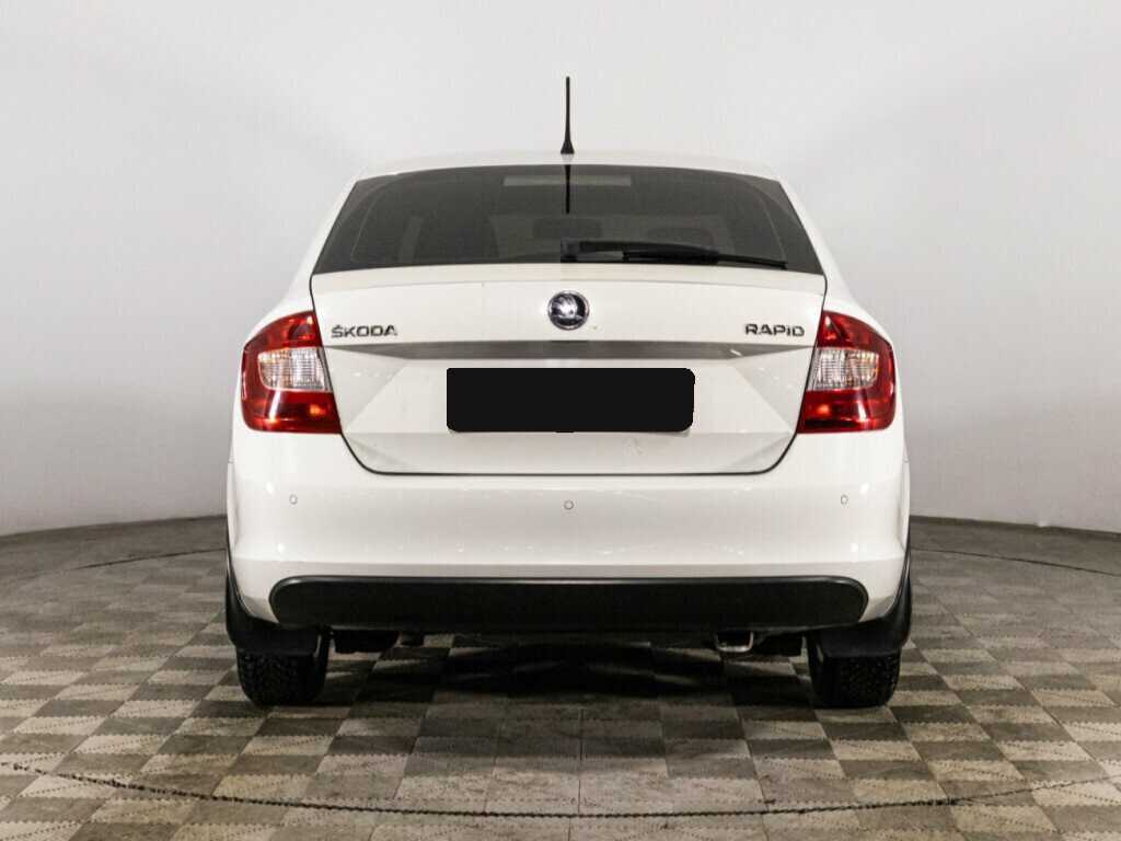 Купить Skoda Rapid с пробегом. Фото: #5