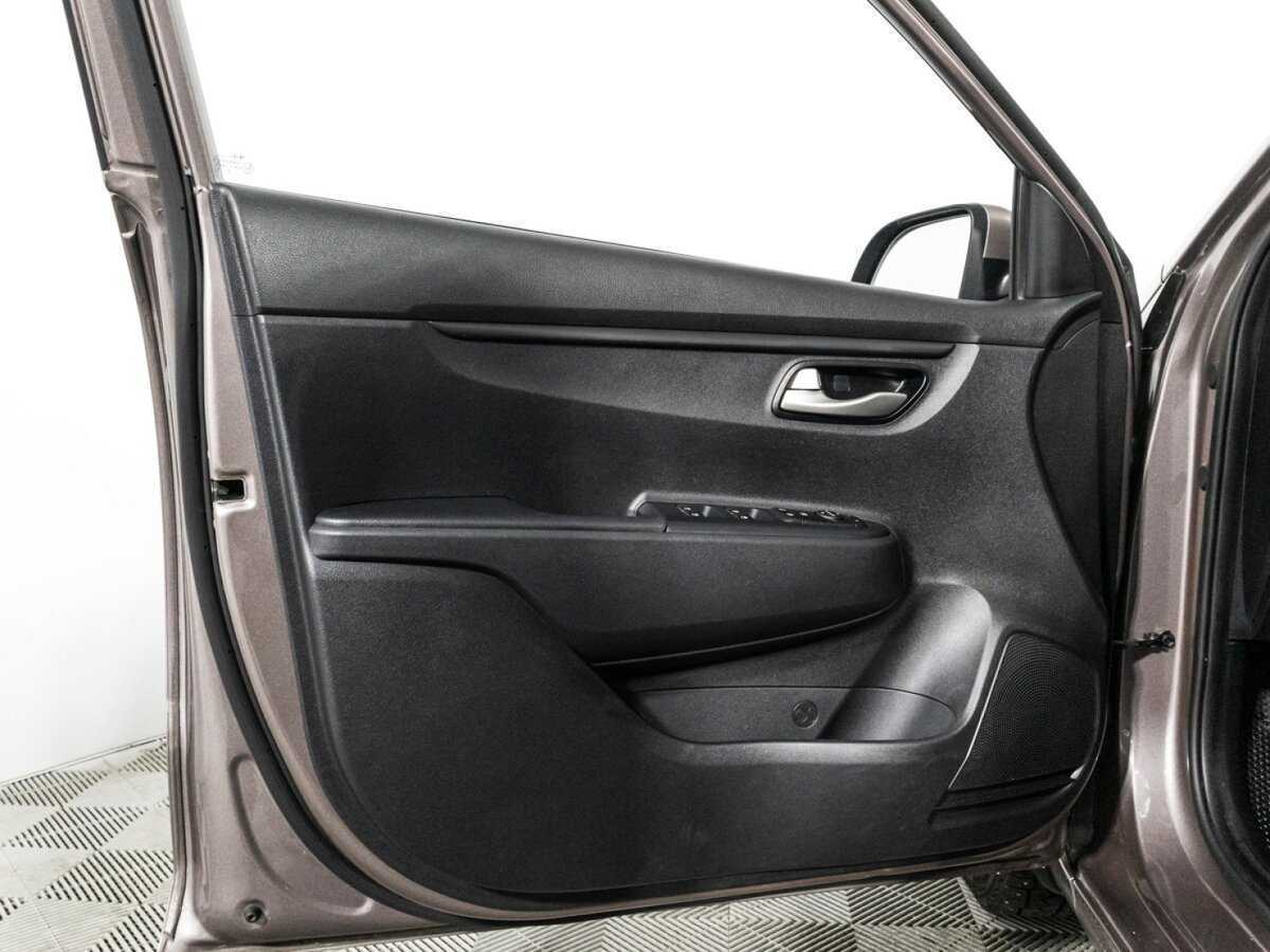 Купить Kia Rio с пробегом. Фото: #22