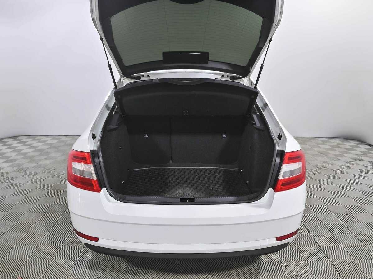 Купить Skoda Octavia с пробегом. Фото: #12