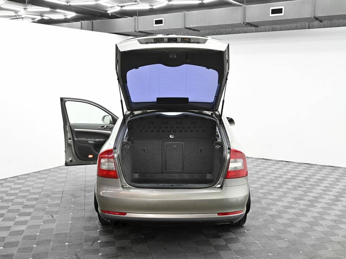 Купить Skoda Octavia с пробегом. Фото: #4