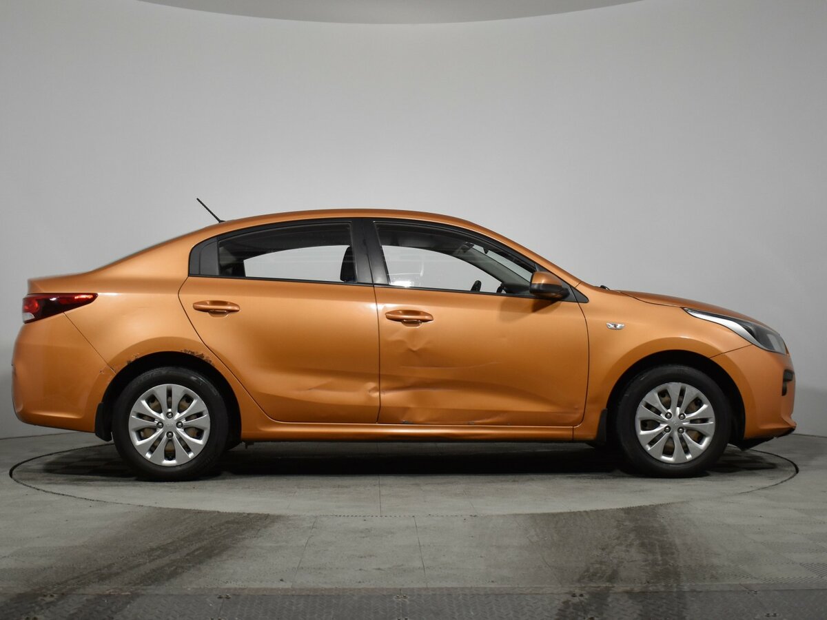 Купить Kia Rio с пробегом. Фото: #3