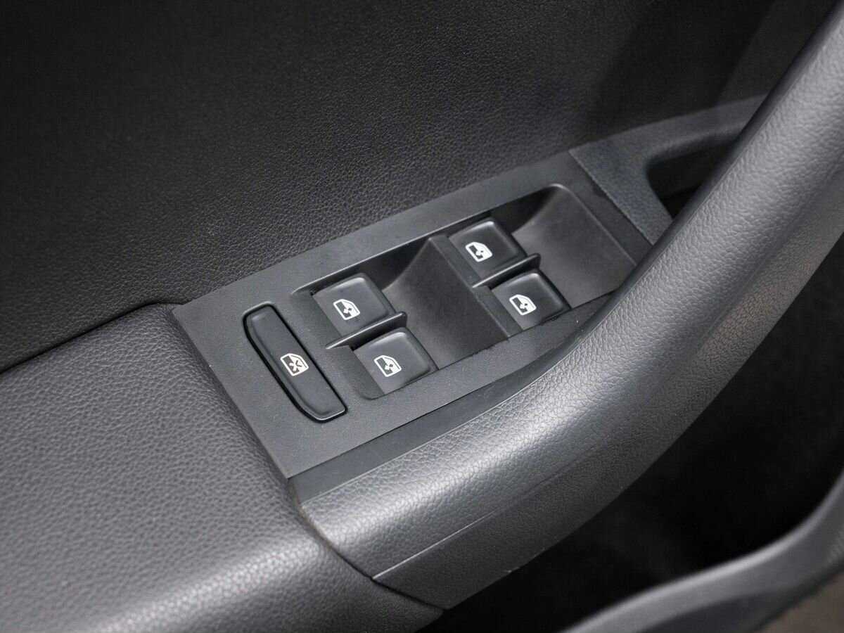 Купить Skoda Octavia с пробегом. Фото: #17