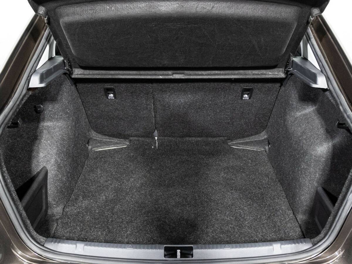 Купить Skoda Rapid с пробегом. Фото: #14