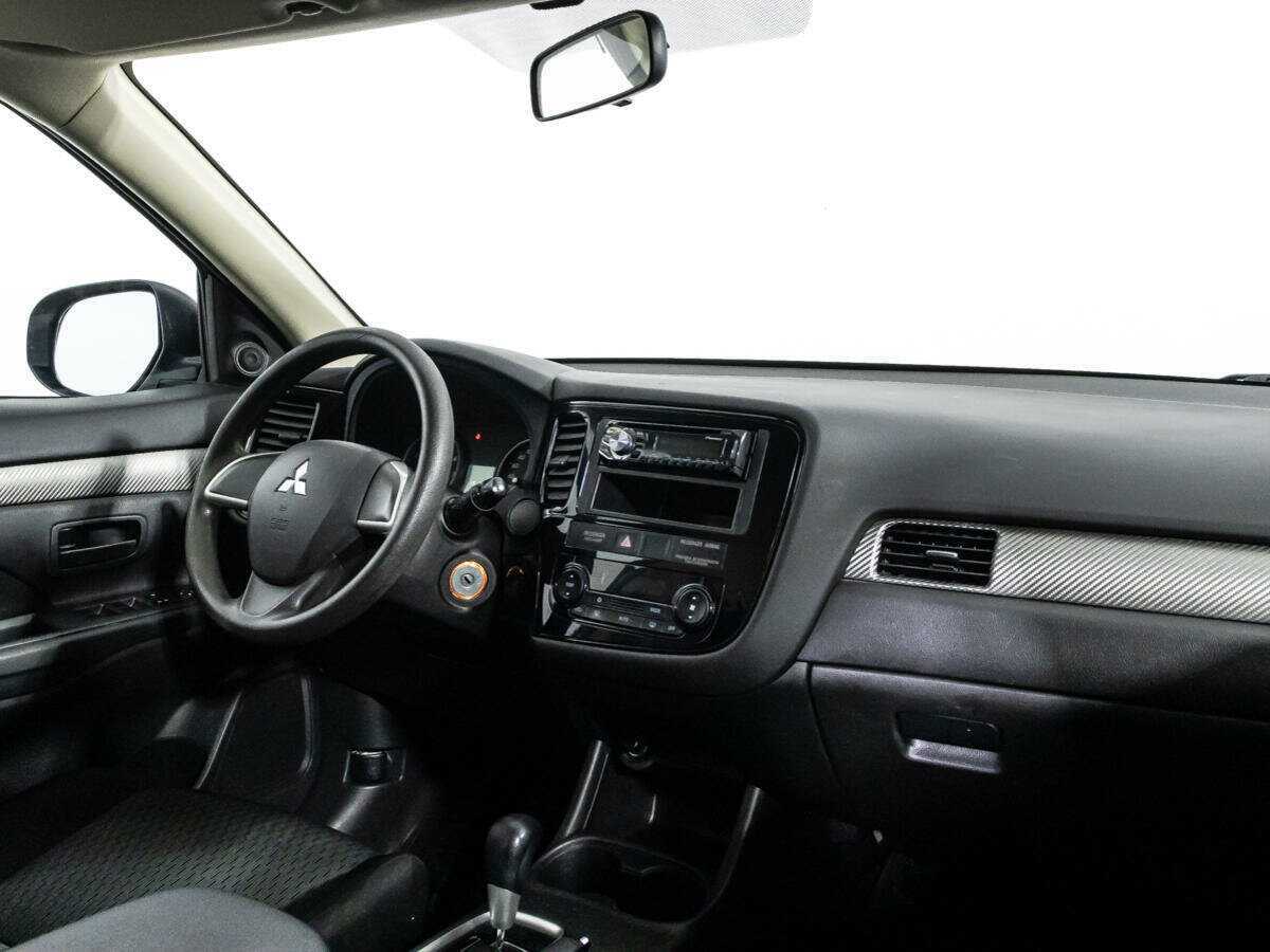 Купить Mitsubishi Outlander с пробегом. Фото: #8